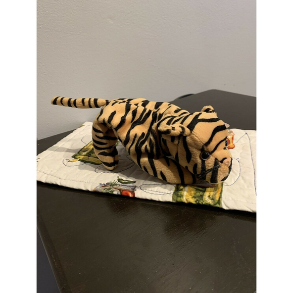 Stripes The Tiger Beanie Baby W/ Tag Errors 10% CF Foundation - Picture 1 of 5